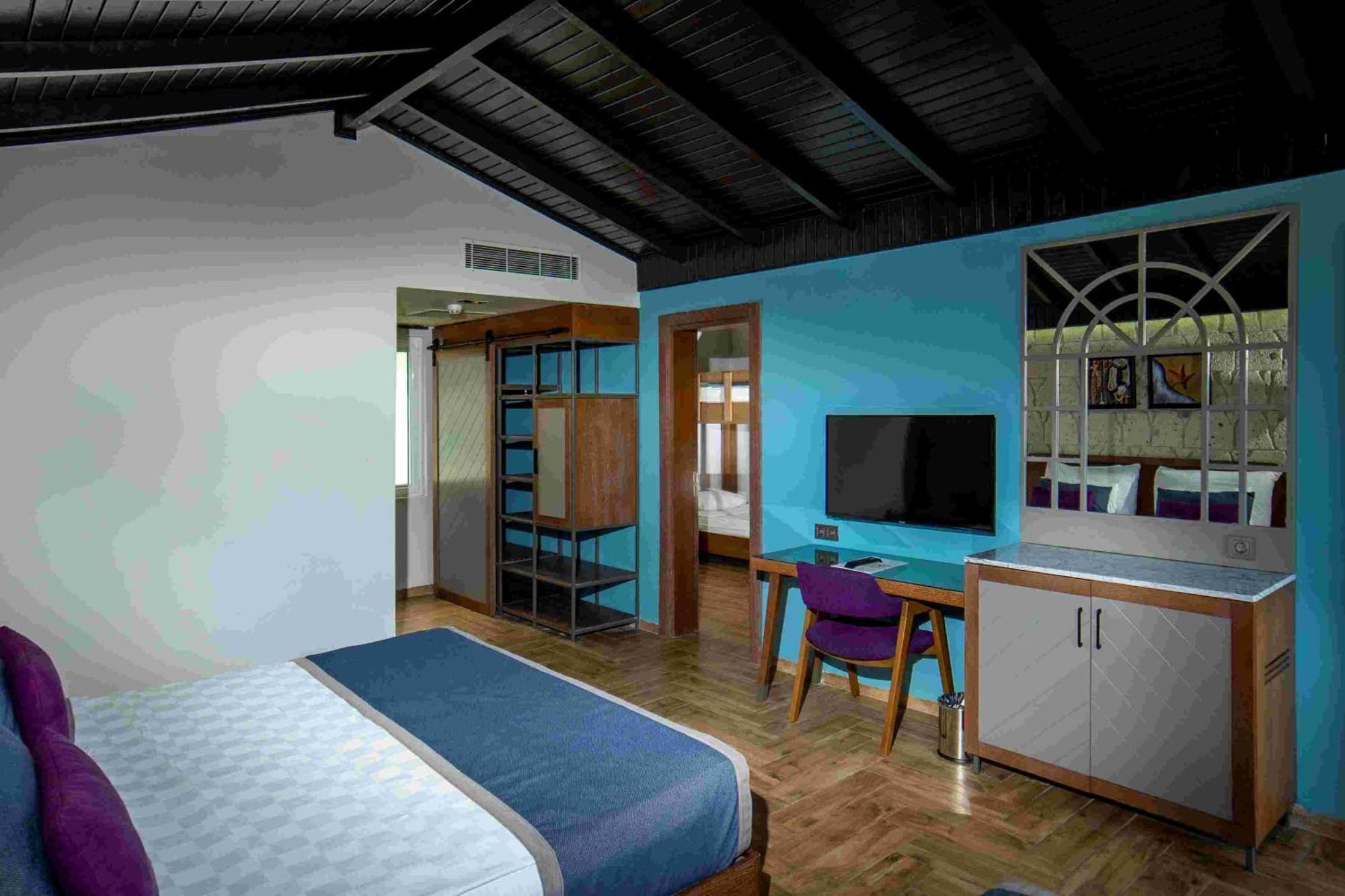 Risus Hotel Kuşadası